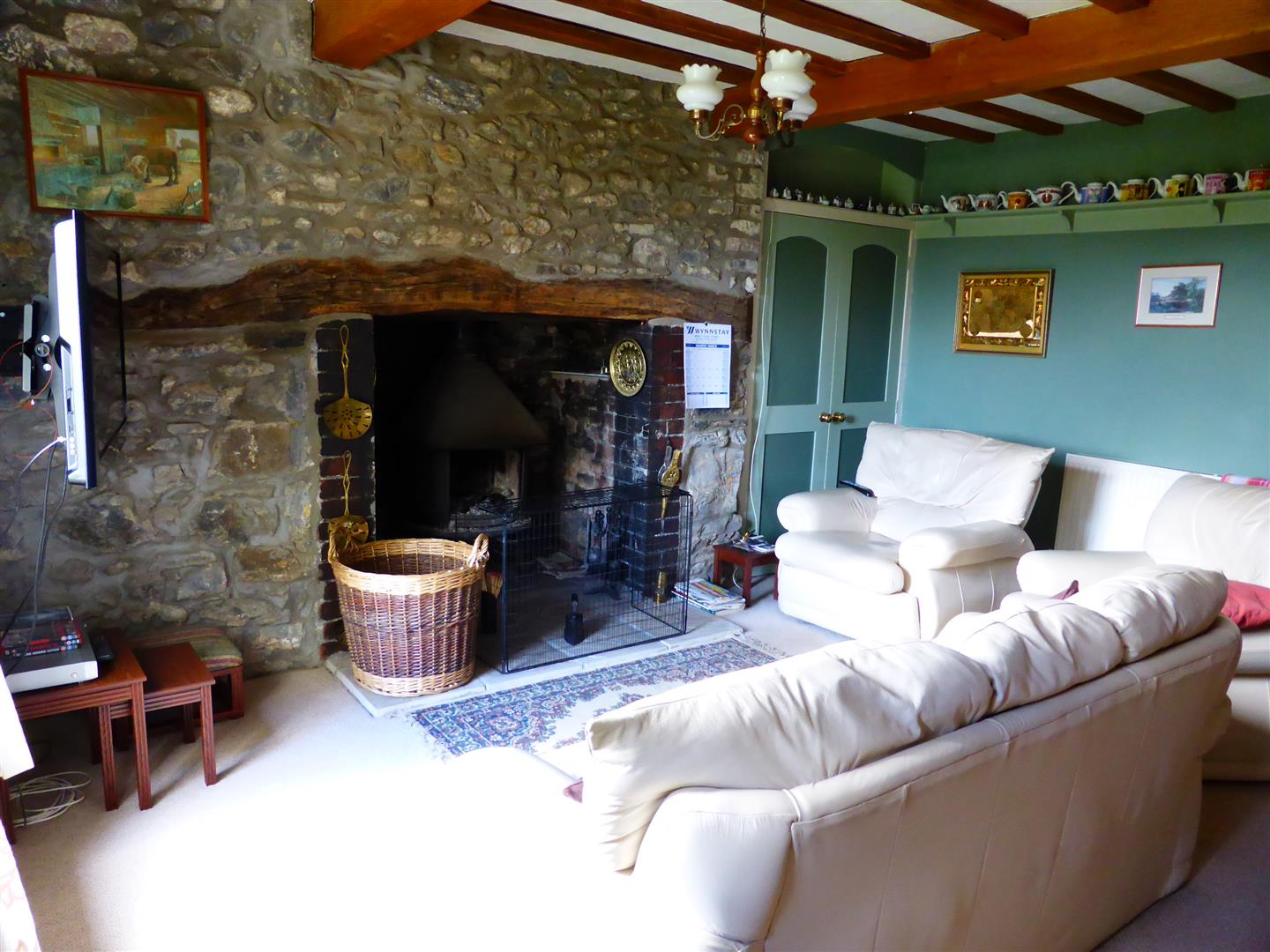 SITTING ROOM